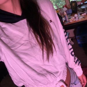 White cropped Tommy Hilfiger hoodie